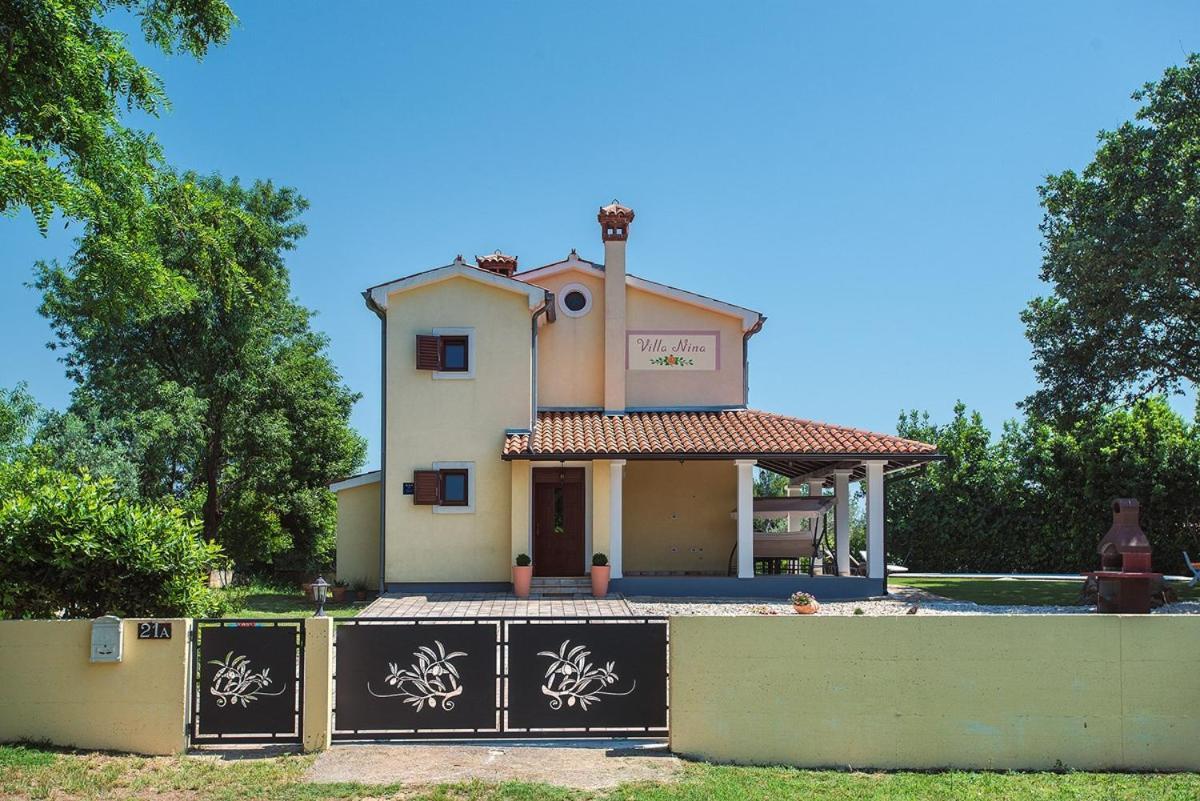 Villa Nina Medulin Luaran gambar