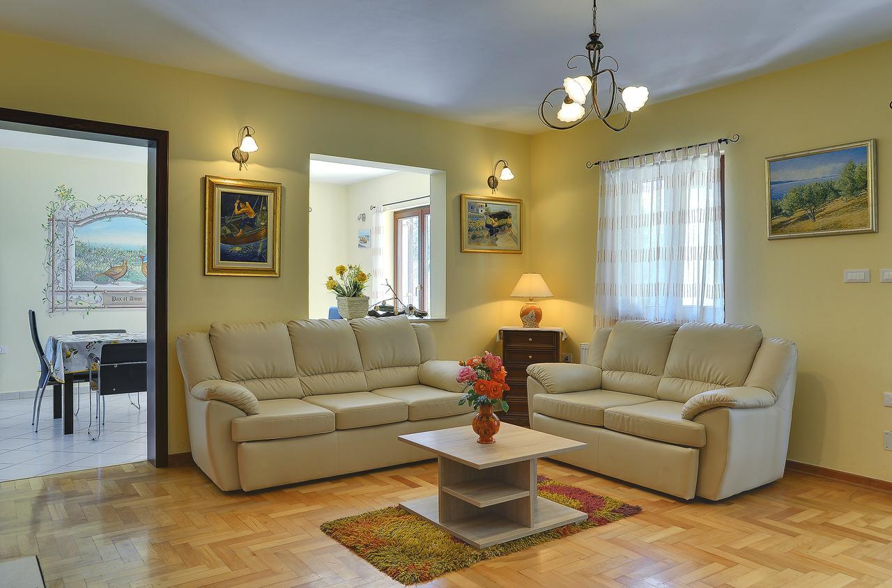 Villa Nina Medulin Luaran gambar